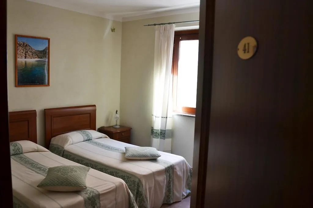 Hotel da Paolino Trinità dʼAgultu